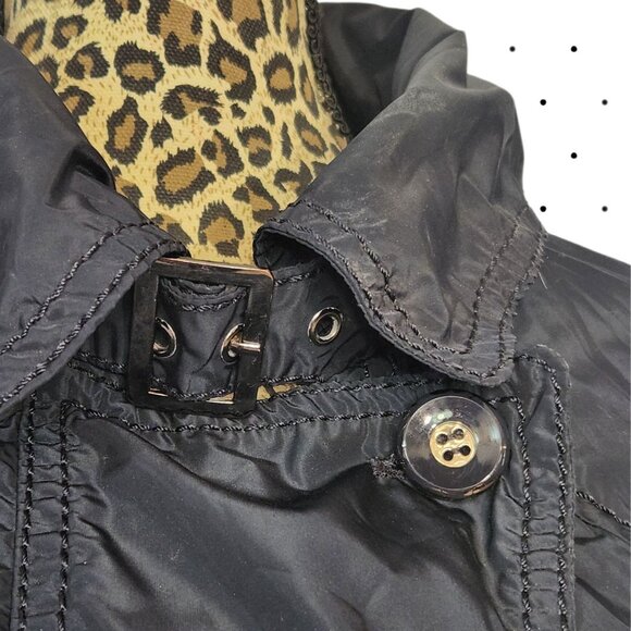 Vintage waterproof coat with with pinstripe liner inside - Picture 2 of 5